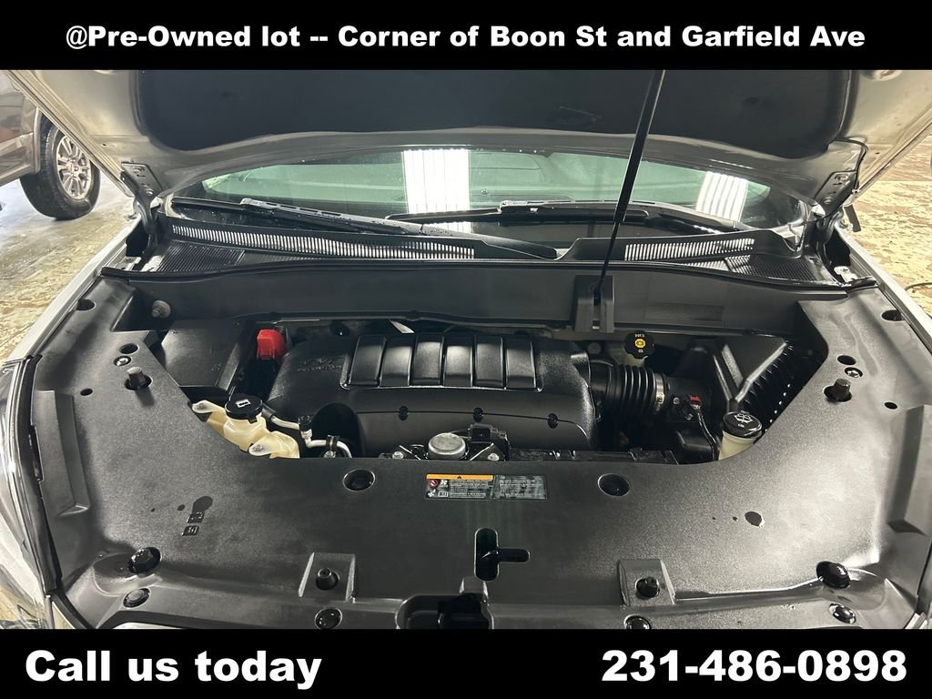 Used 2014 Silver GMC SLE-2 image 10