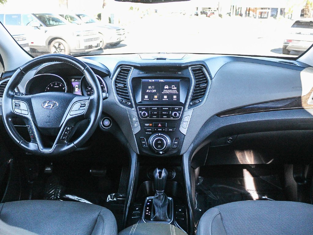 Used 2017 Black Hyundai 2.4 Base image 13