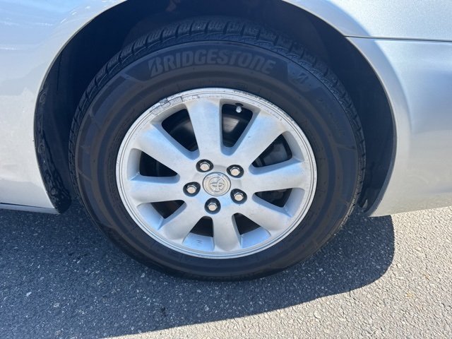 Used 2002 Toyota Camry LE with VIN 4T1BF30K52U014168 for sale in South Portland, ME