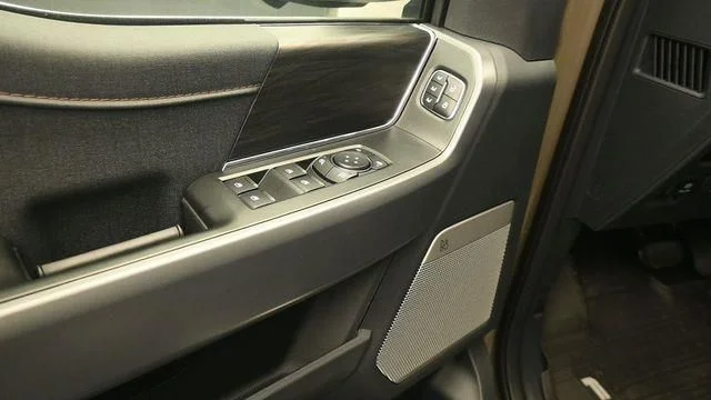 New 2026 Marsh Gray Ford Lariat® image 13