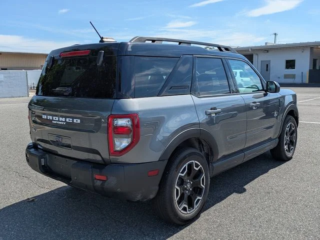 Used 2025 Carbonized Gray Metallic Ford Outer Banks image 3