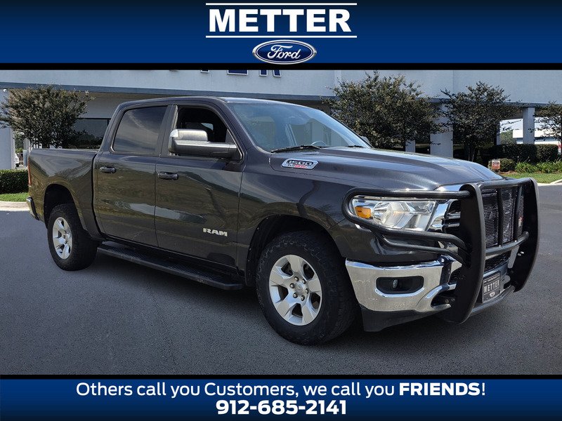 2021 RAM 1500 Big Horn/Lone Star 4x4 Crew Cab 5'7's photo
