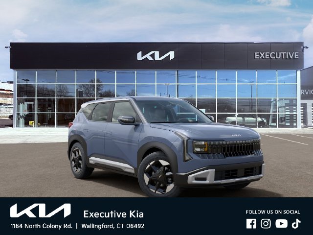 New 2027 Pale Gray Kia S image 8