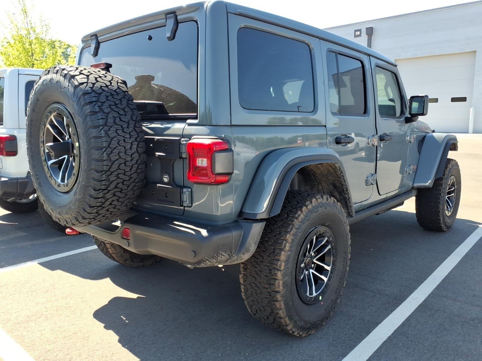 New 2026 Anvil Clear-Coat Exterior Paint Jeep Rubicon X image 8