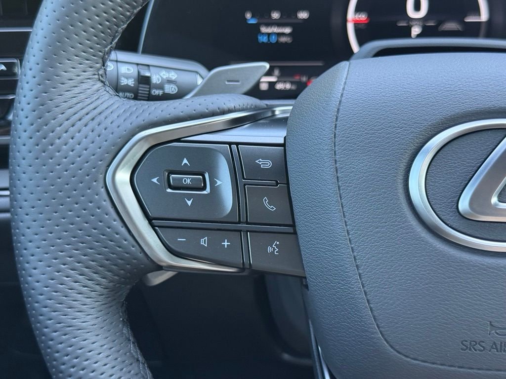 New 2026 Wind Chill Pearl Lexus TX 500h F SPORT PERFORMANCE PREMIUM AWD image 25