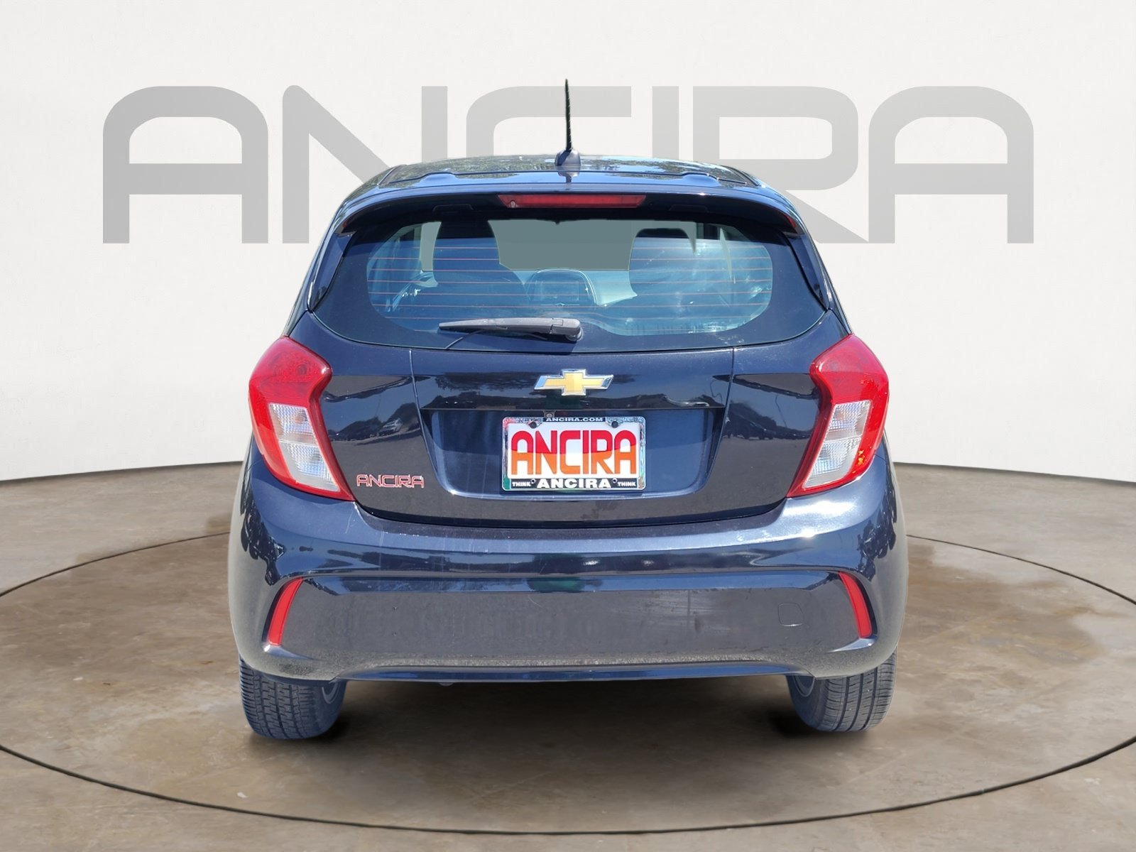 Used 2020 Mosaic Black Chevrolet LT image 9