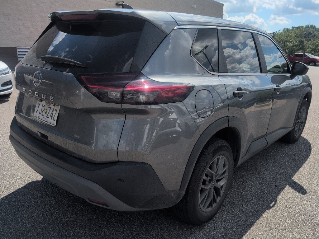 Used 2023 Gun Metallic Nissan S image 7