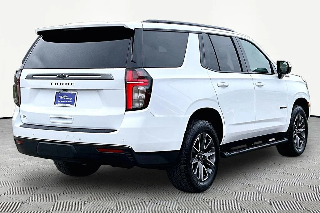 Certified 2021 Chevrolet Tahoe Z71 with VIN 1GNSKPKD5MR378657 for sale in Kansas City