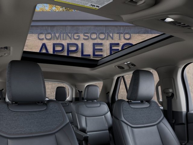 New 2027 Black Metallic Ford Active image 22