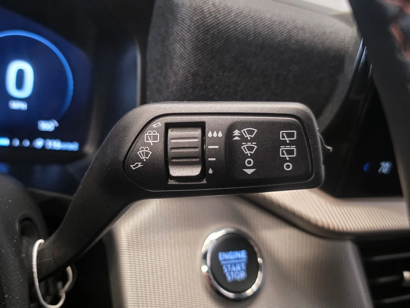 New 2026 Star White Metallic Tri-Coat Ford Active image 41