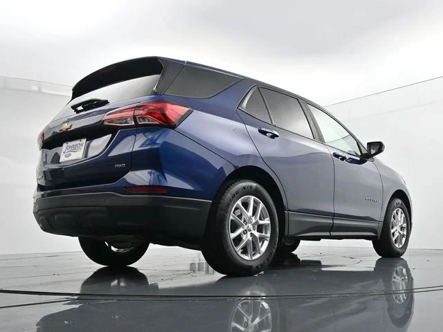 Used 2022 Blue Chevrolet LS image 36