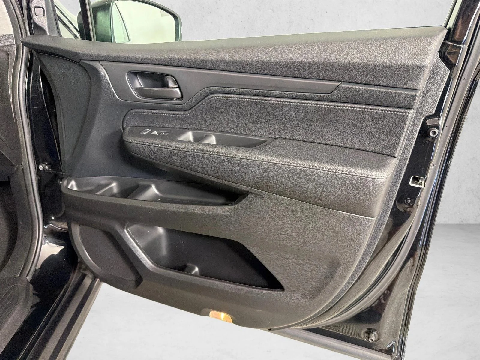 Used 2023 Black Honda EX-L image 15