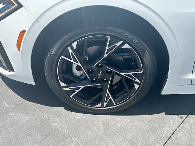 New 2026 Snow White Pearl Kia GT-Line AWD image 30