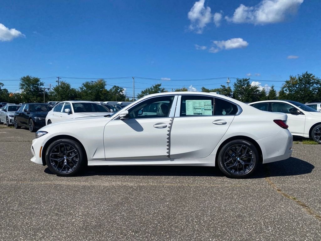 New 2026 Alpine White BMW 330i NA xDrive image 4