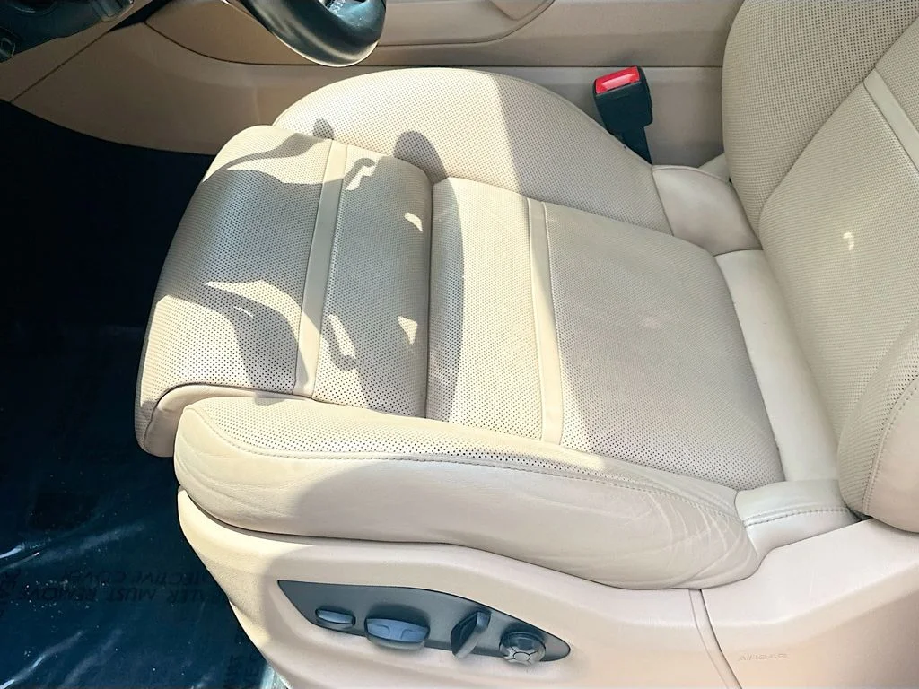 Used 2023 White Porsche Platinum Edition image 20