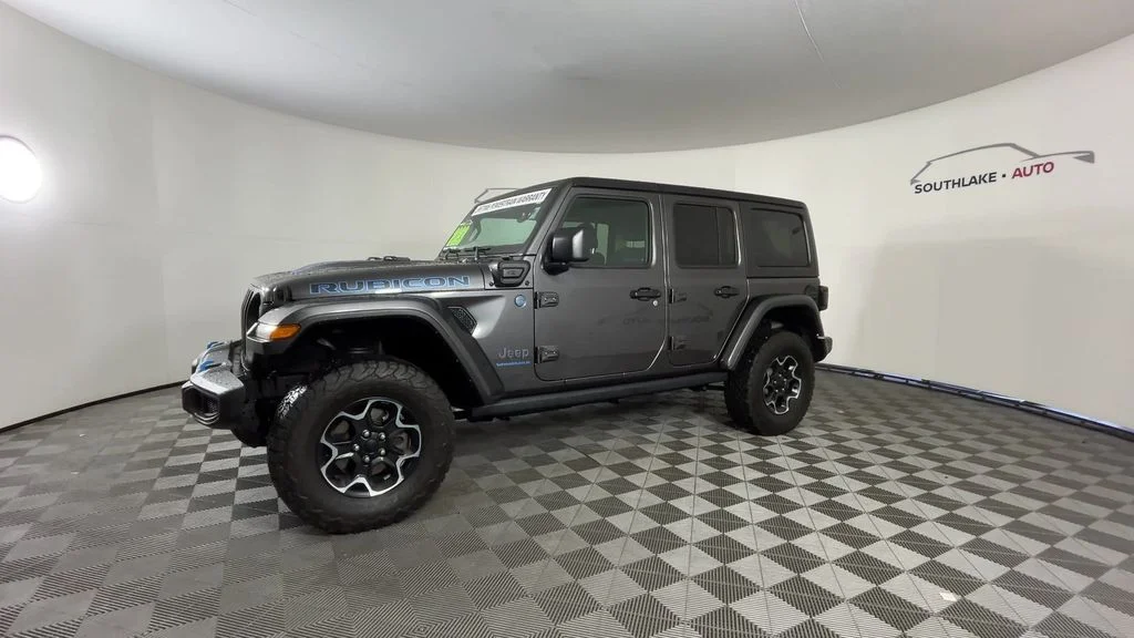 Used 2023 Gray Jeep Rubicon 4xe image 4