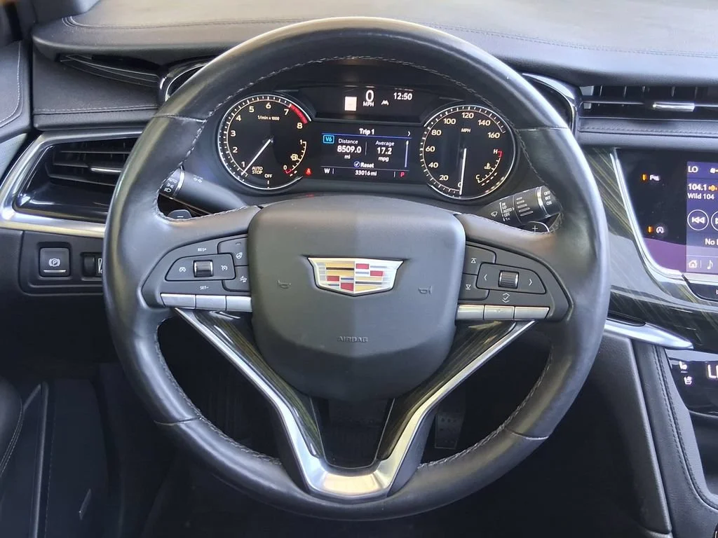 Used 2022 STELLAR BLACK METALLIC Cadillac Premium Luxury image 11