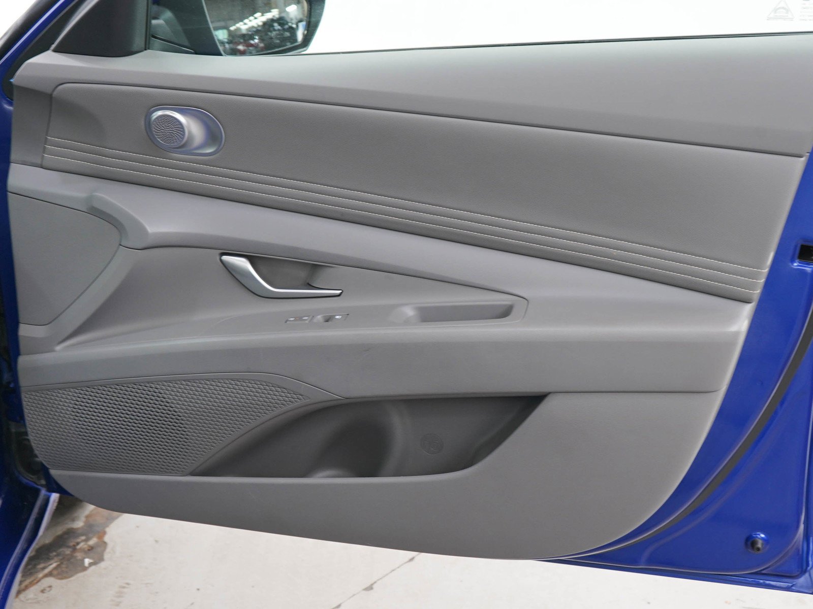 Used 2025 Intense Blue Hyundai SEL Convenience IVT image 11