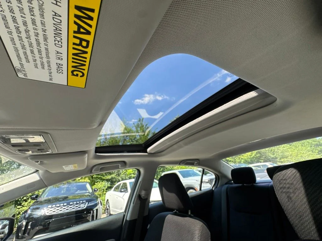 Used 2013 Gray Honda EX image 26