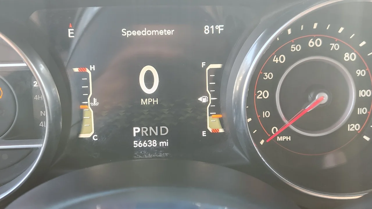 Used 2020 Silver Jeep Rubicon image 19