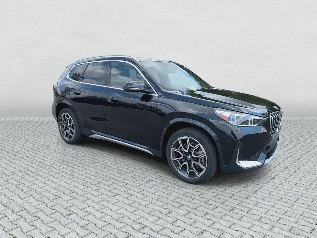New 2026 Black Sapphire Metallic BMW xDrive28i image 2