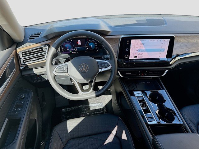 2026 Volkswagen Atlas SE w/Tech - Photo 17