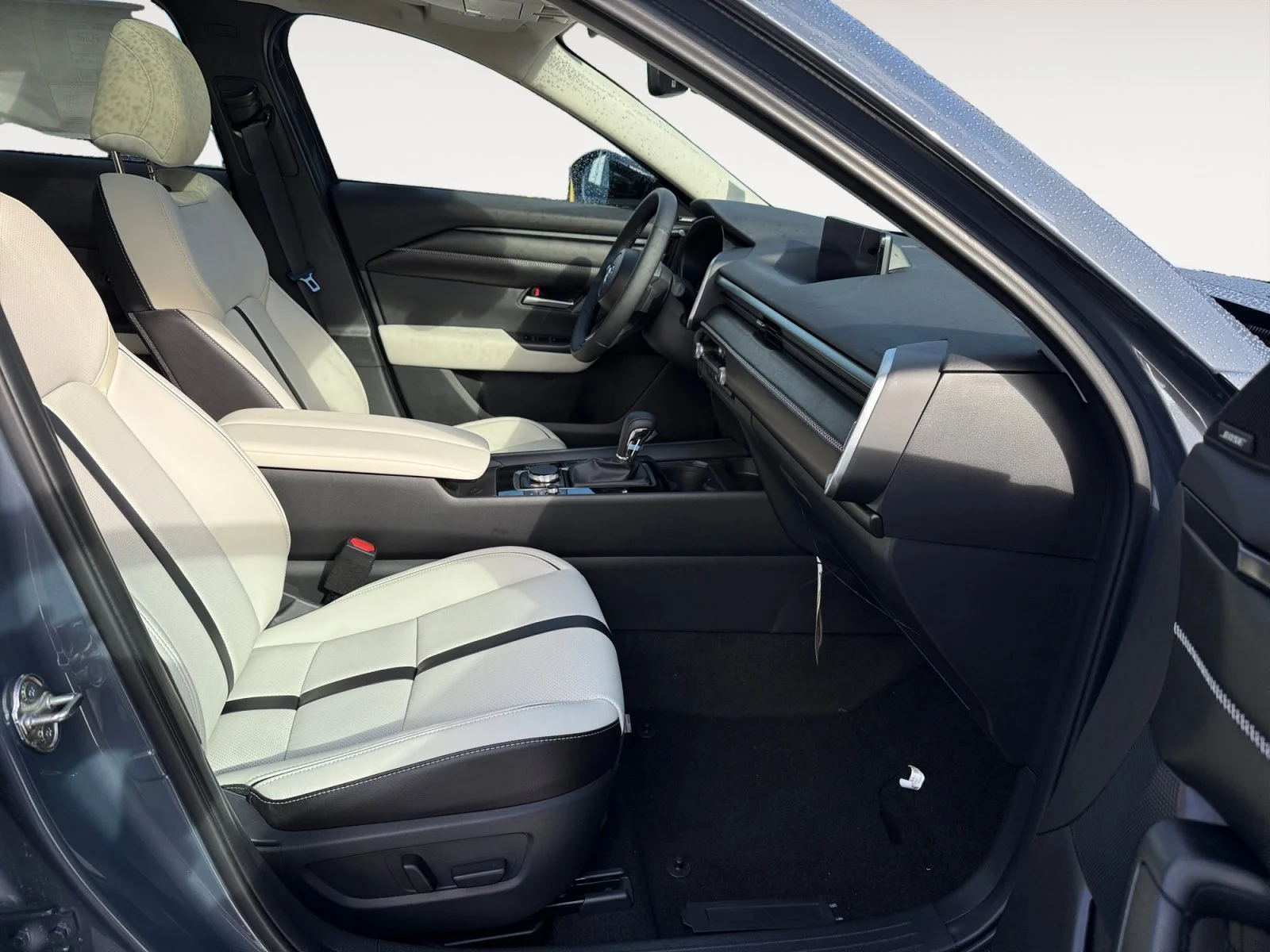 2026 Mazda CX-50 Premium - Photo 19