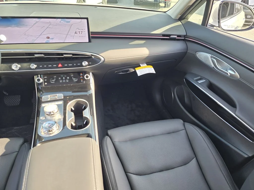New 2026 Silver Genesis 2.5T image 9
