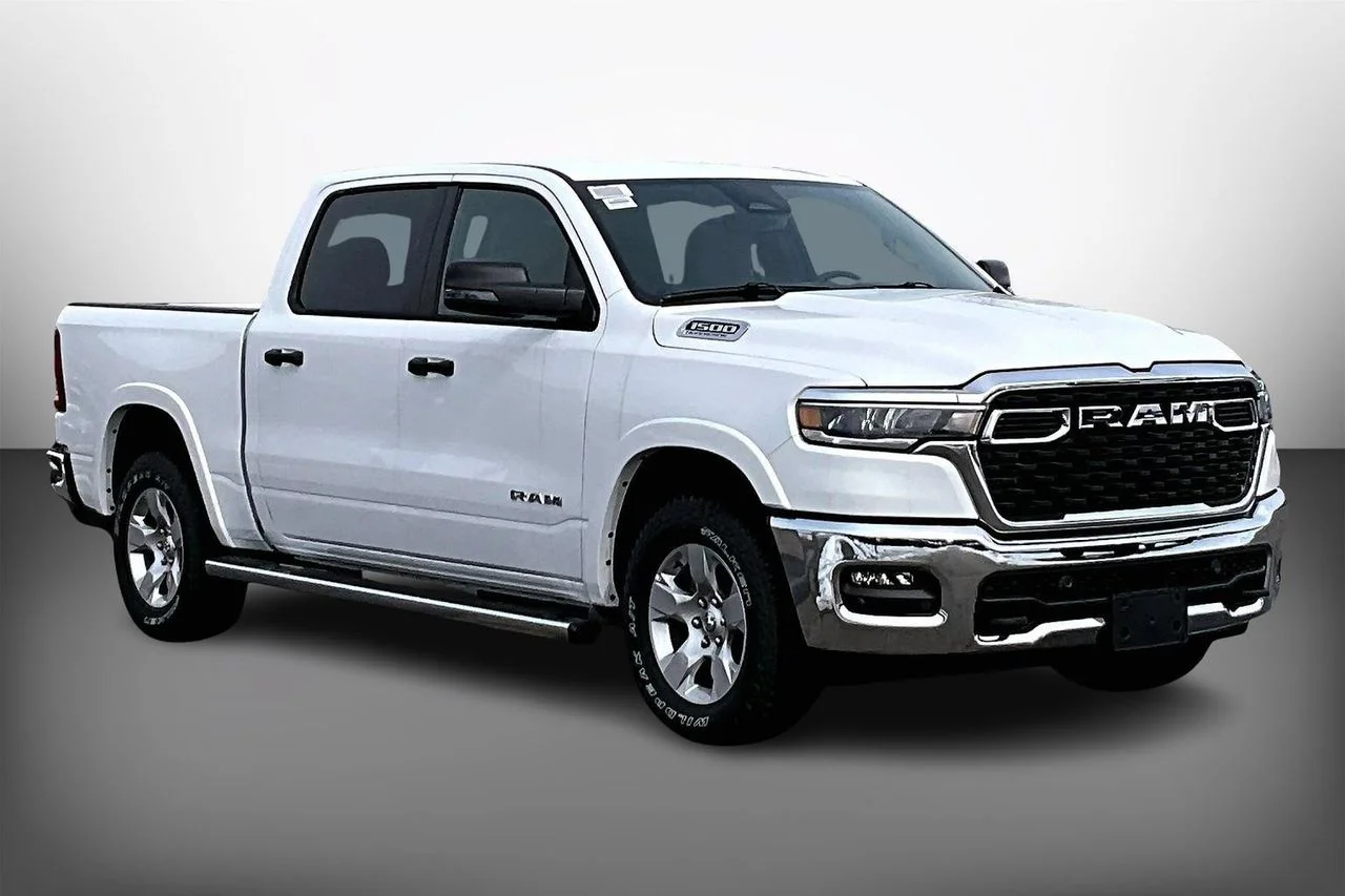 New 2026 Bright White Clearcoat RAM Big Horn/Lone Star image 2