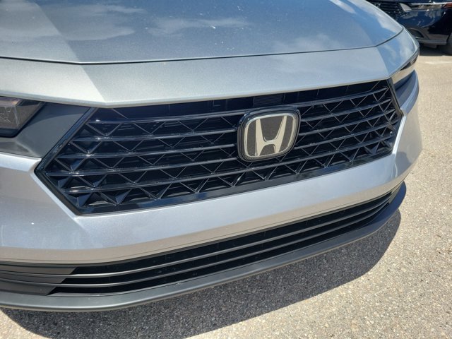 New 2026 Solar Silver Metallic Honda LX image 6