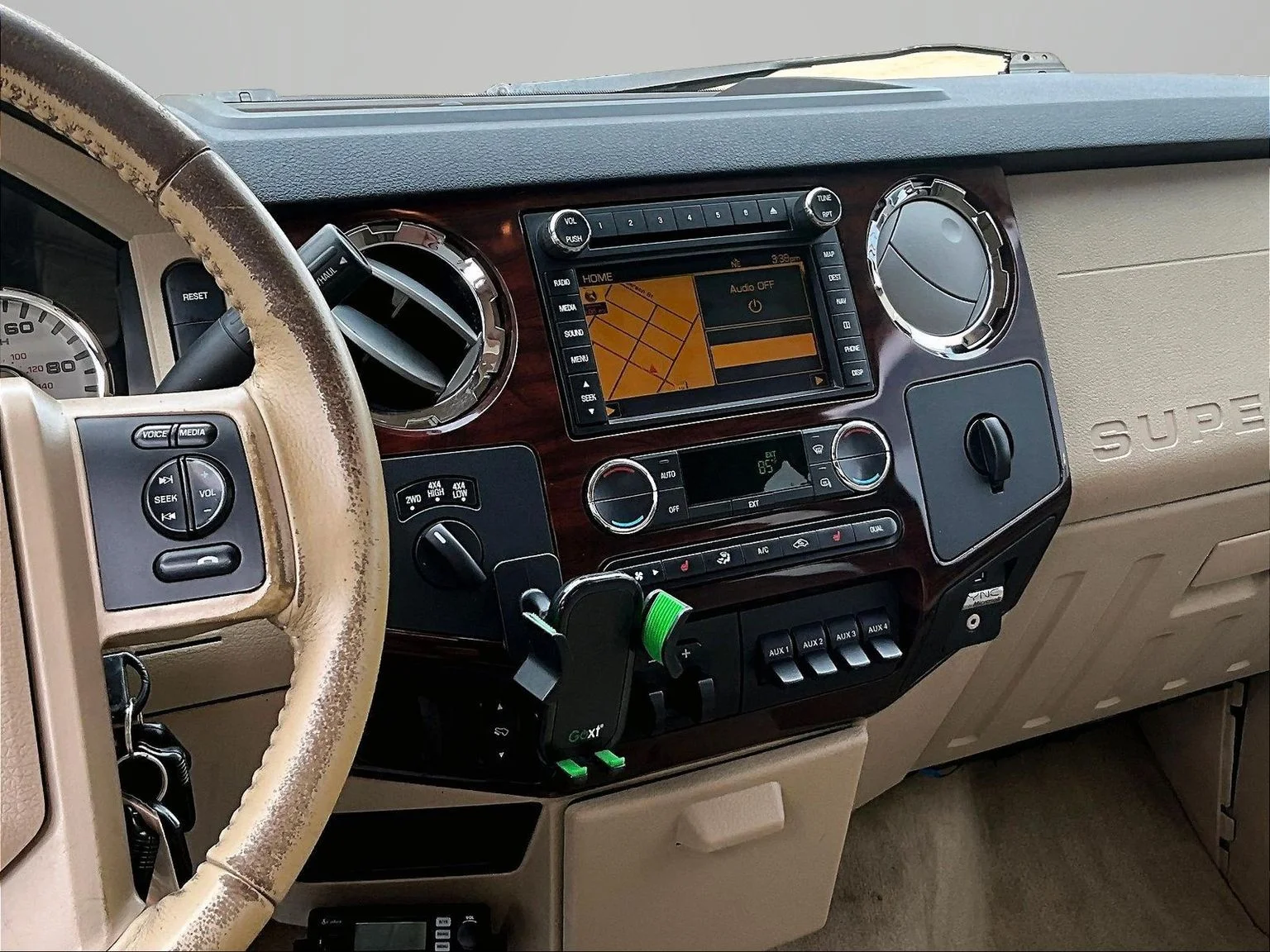 Used 2010 Black Ford Lariat image 7