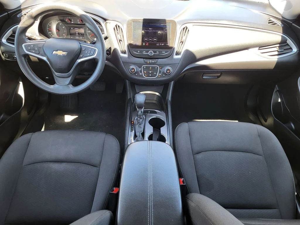 Used 2022 Northsky Blue Metallic Chevrolet LT image 21