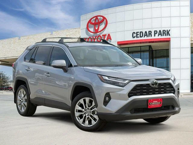 Certified Used 2025 Silver Toyota XLE Premium image 32