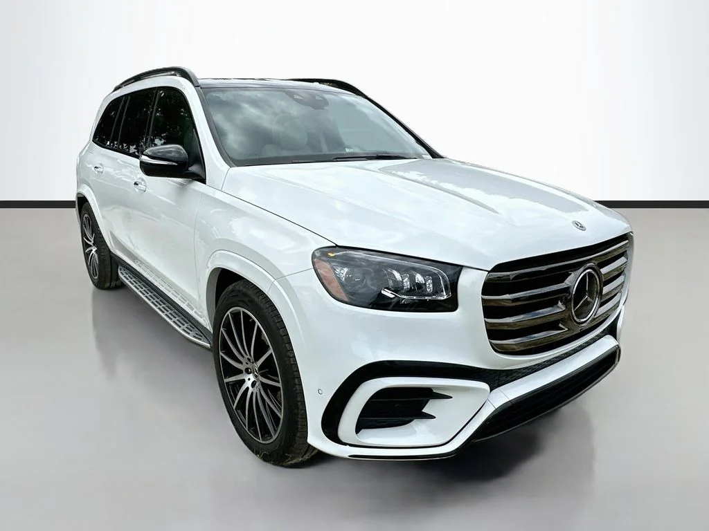 Certified Used 2026 Polar White Mercedes-Benz GLS 580 image 3