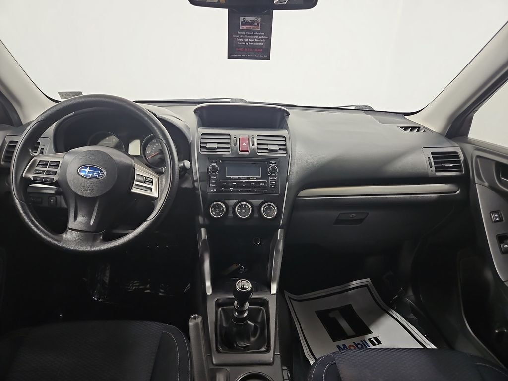 Used 2014 Black Subaru 2.5i image 13