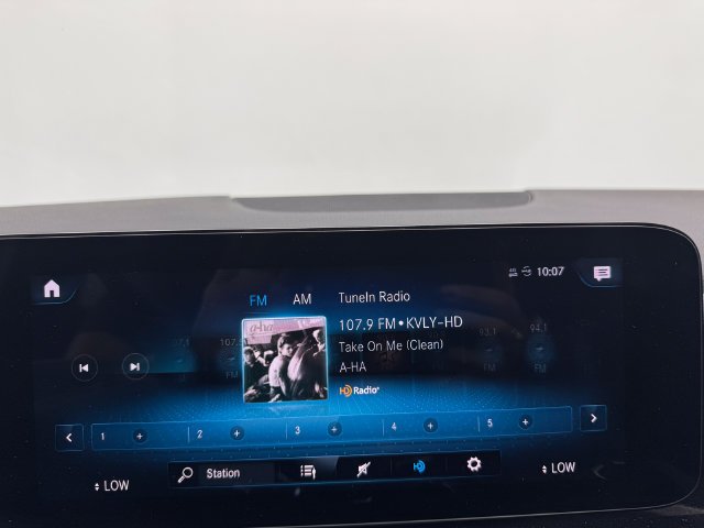 Certified Used 2022 Polar White Mercedes-Benz GLA 250 image 29