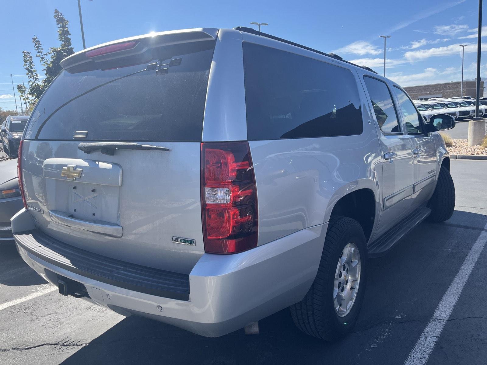 Used 2011 Sheer Silver Metallic Chevrolet LT image 5