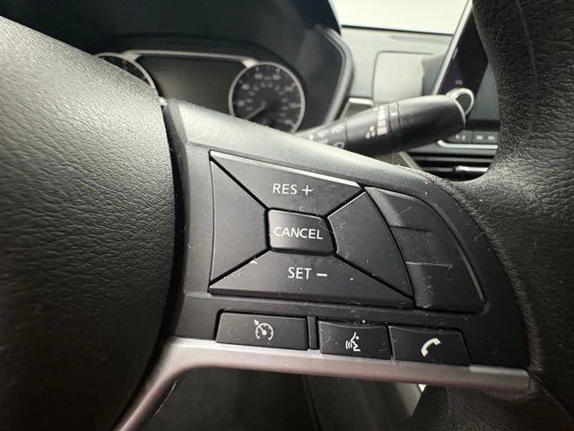 Used 2025 Red Nissan 2.5 SV image 15