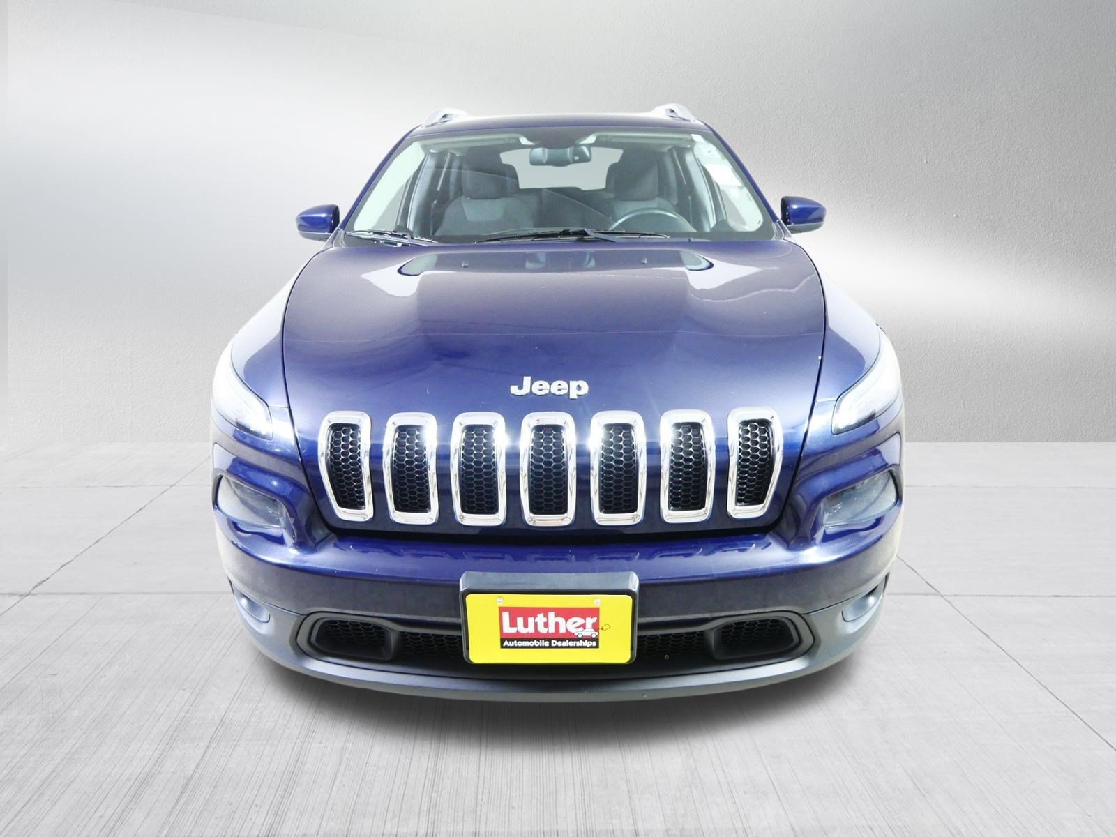 Used 2015 Jeep Cherokee Latitude with VIN 1C4PJMCS9FW668580 for sale in Brooklyn Center, MN