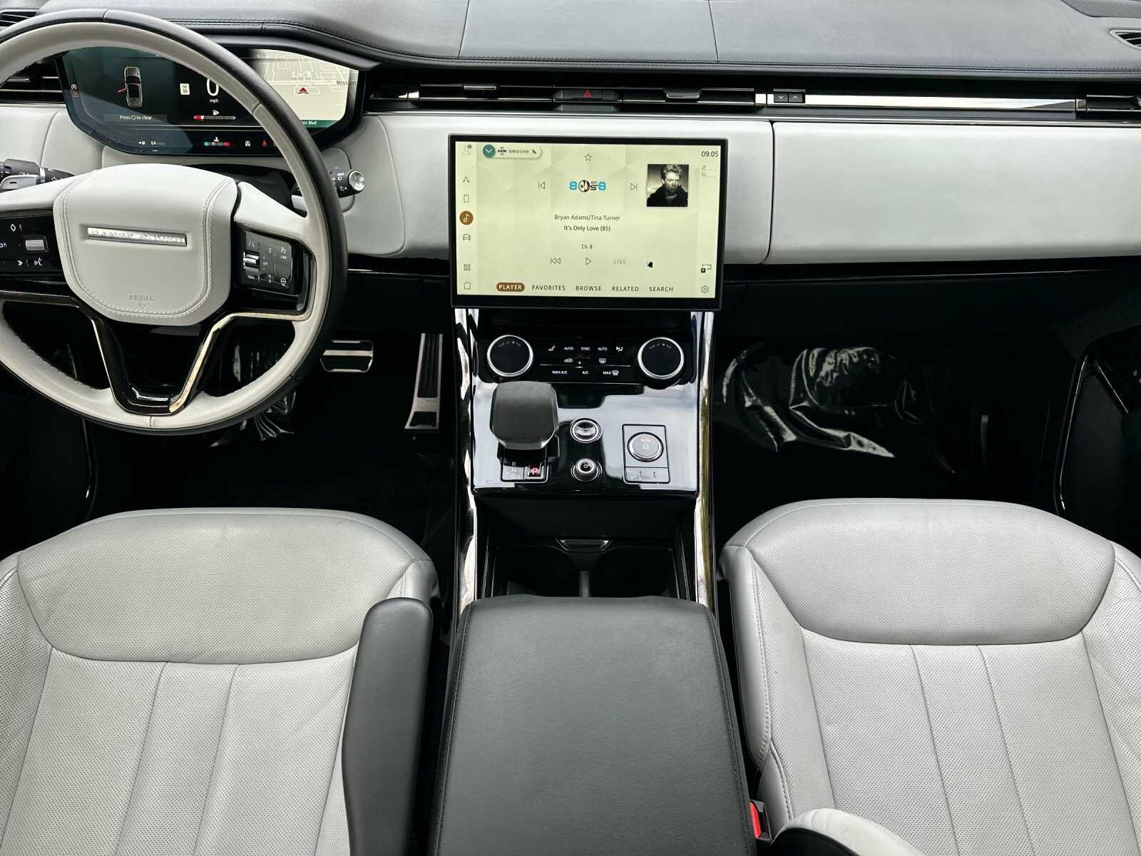 Used 2023 Santorini Black Metallic Land Rover SE Dynamic 4D Sport Utility image 16