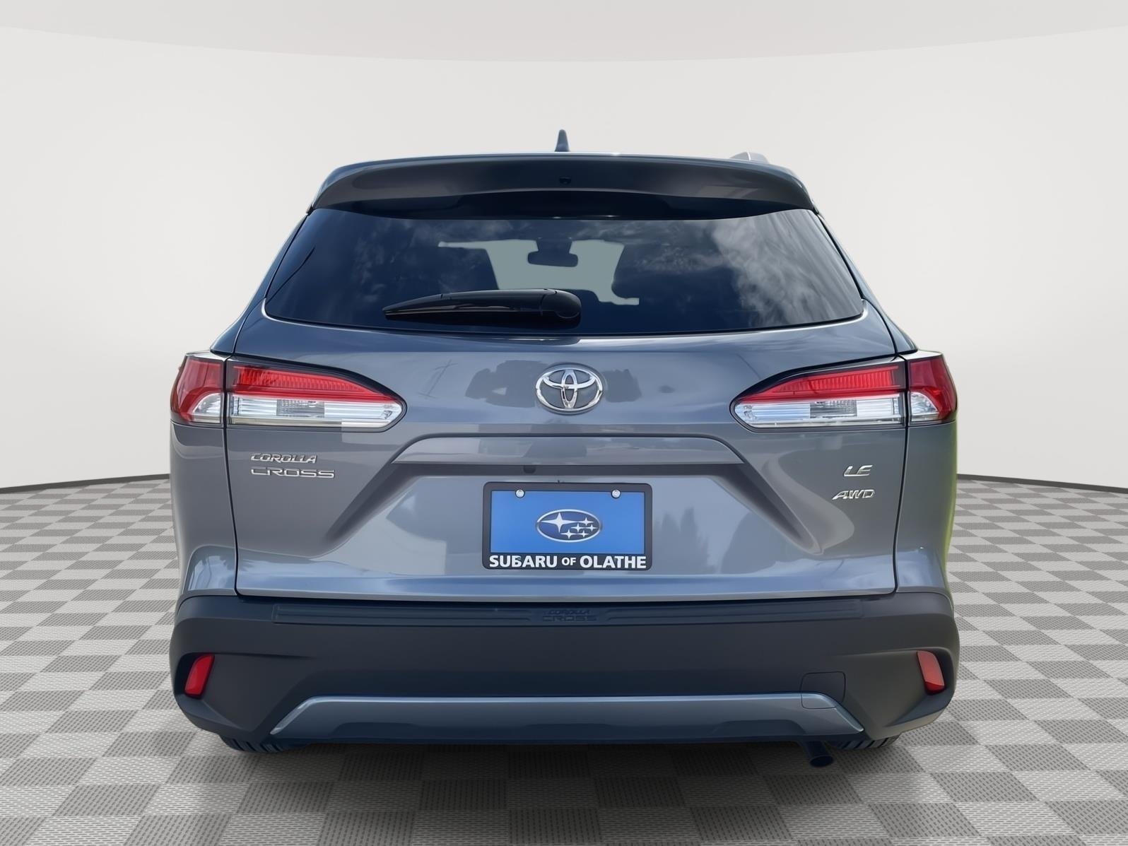Used 2022 Celestite Toyota LE image 23