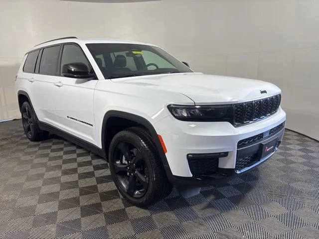 2025 Jeep Grand Cherokee L Limited 4x4's photo