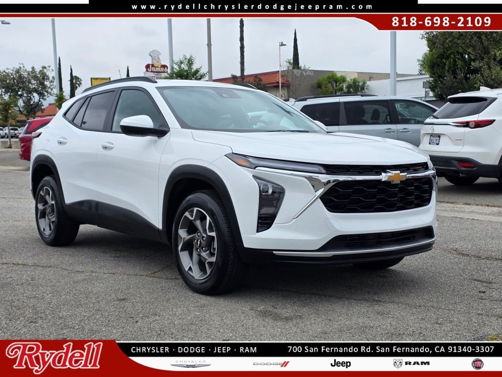 2026 Chevrolet Trax LT's photo