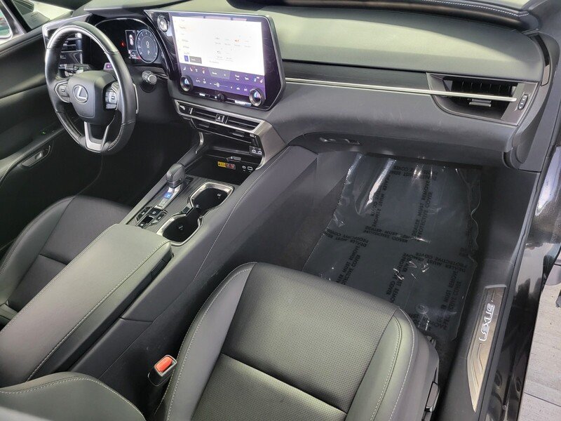 2024 Lexus RX 350 - Photo 18