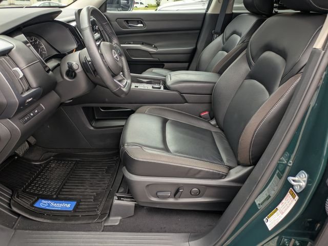 Used 2023 Black Nissan SL image 13
