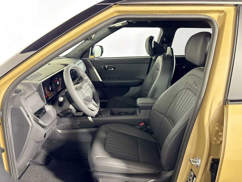 New 2027 Terrain Brown / Black Roof Kia X-Line image 11