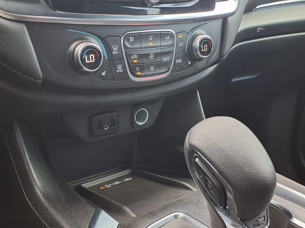 Used 2023 Gray Chevrolet LT image 32
