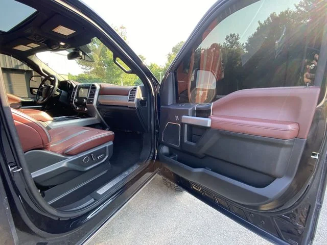 Used 2019 Black Ford Platinum image 25