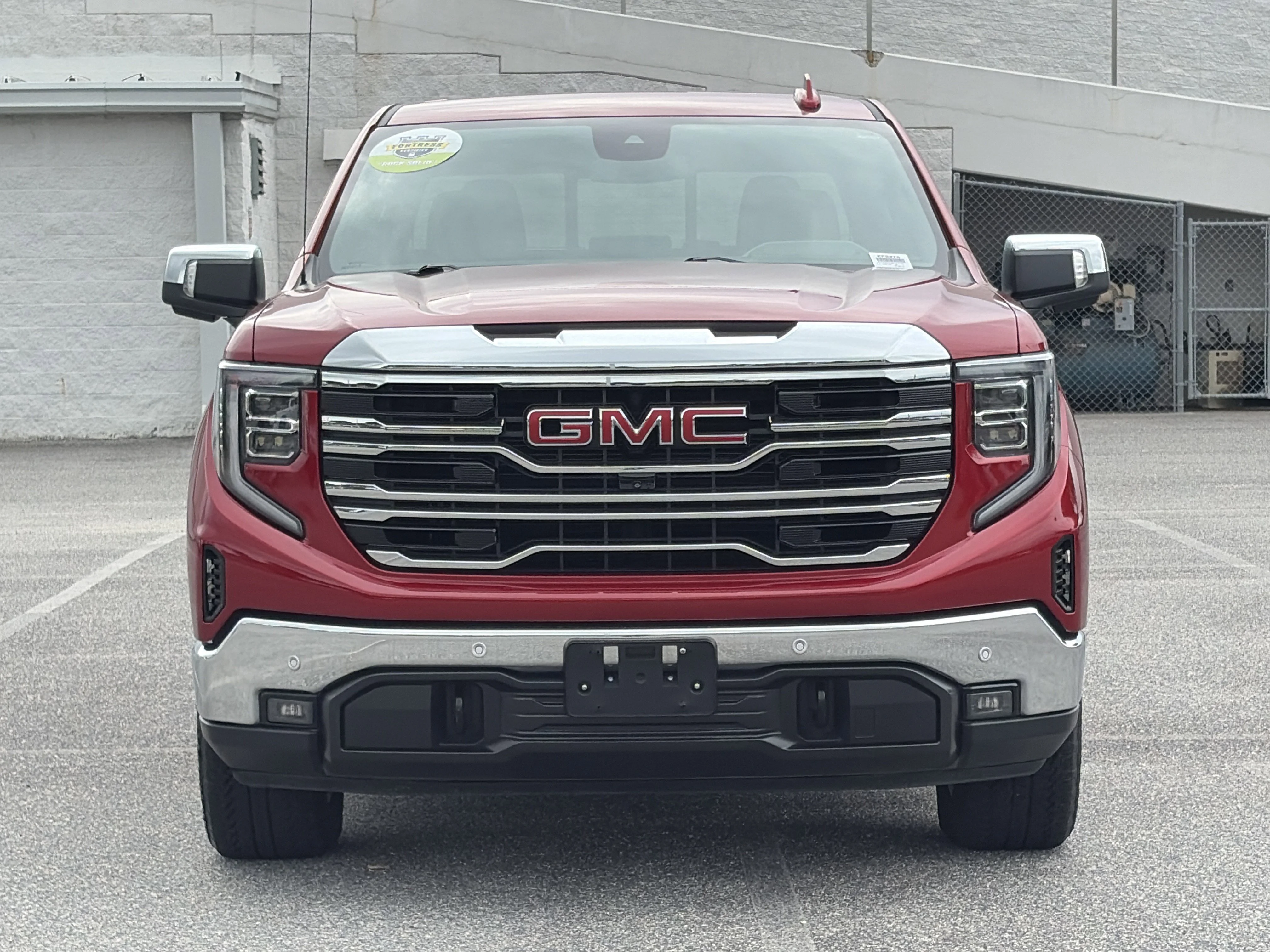 2024 GMC Sierra 1500 SLT - Photo 27