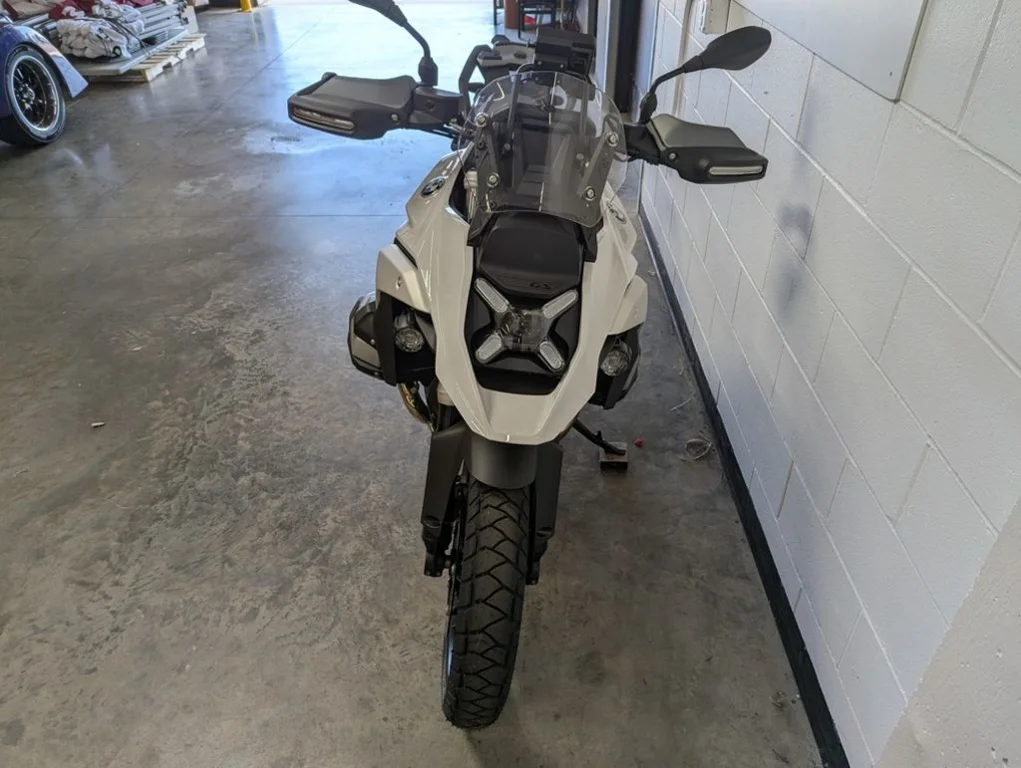 New 2025 LIGHT WHITE BMW 1300 GS Light White image 3